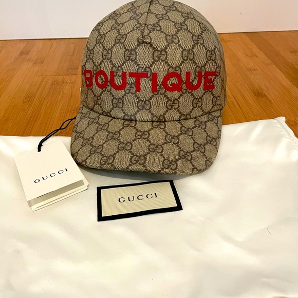 Gucci Other - Gucci Boutique GG Supreme Hat